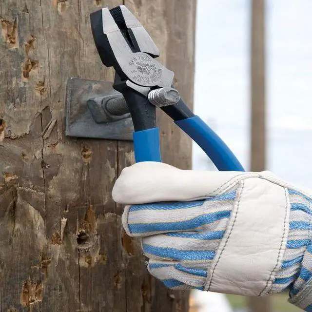 Alt view image 6 of 6 - KLEIN TOOLS D2000-9NETH 9 3/8 in 2000(TM) Linemans Plier High Leverage, Steel