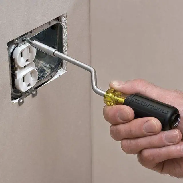 Alt view image 9 of 11 - KLEIN TOOLS 67100 Offset Multi-Bit Screwdriver,2-in-1