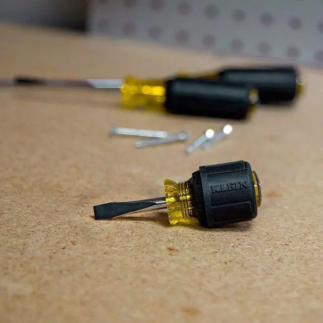 Alt view image 9 of 10 - KLEIN TOOLS 85071 Screwdriver Set,Slotted/Phillips,2 Pc