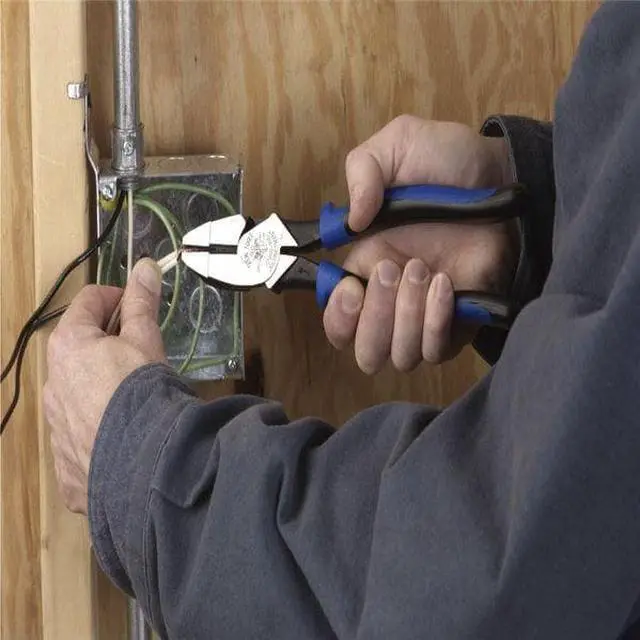 Alt view image 7 of 10 - Klein Tools Journeyman Side Cutting Pliers.