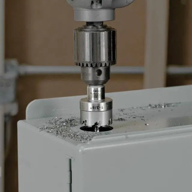 Alt view image 6 of 8 - Klein Tools 31872 Carbide-Tipped Hole Cutter Kit, 4 pieces