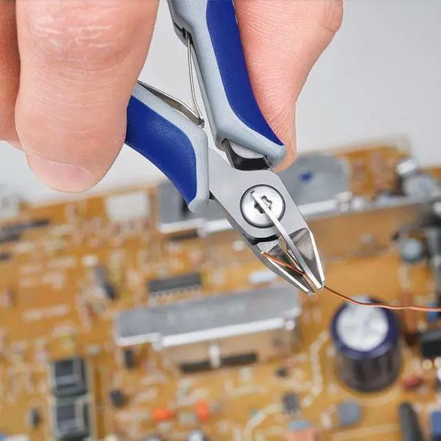 Alt view image 5 of 6 - Knipex 79-52-125 Precision Electronics Diagonal Cutters Pointed Head w/ Very Small Bevel and Lead Catcher - MultiGrip