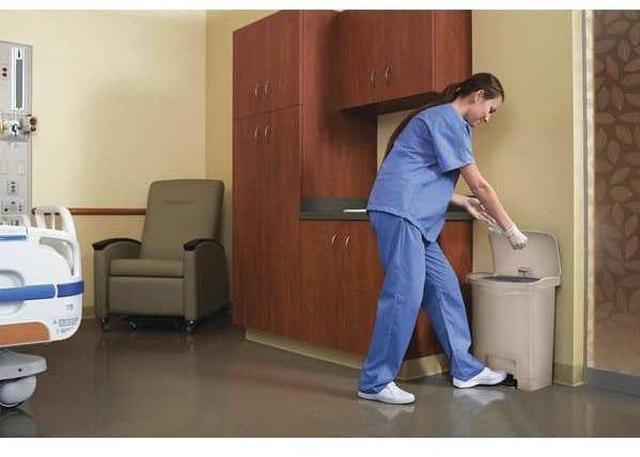 Alt view image 7 of 7 - Rubbermaid Commercial Wastebasket,S.J,30l,Fs,Rd 1883564