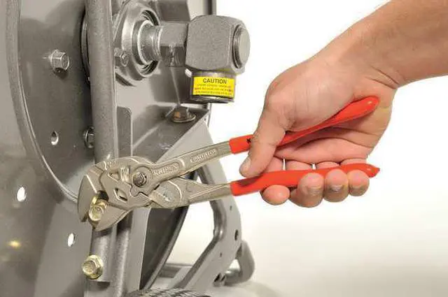 Alt view image 8 of 9 - KNIPEX 86 03 250 SBA 10 in Knipex Cobra Straight Jaw Plier Wrench Smooth,