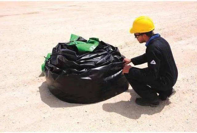 Alt view image 2 of 3 - ULTRATECH 8460 Spill Containment Berm,6 ft.Lx4 ft.W
