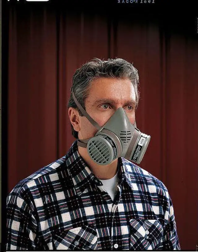 Alt view image 2 of 2 - MOLDEX 8002 Half Mask Respirator, 8000, Not Rated, Snap-In Gasket, Size M 0