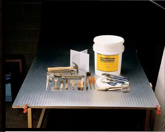 Alt view image 3 of 4 - AMPCO SAFETY TOOLS W-213AL 18 in L 3 3/16 in Cap. Aluminum Straight Pipe Wrench
