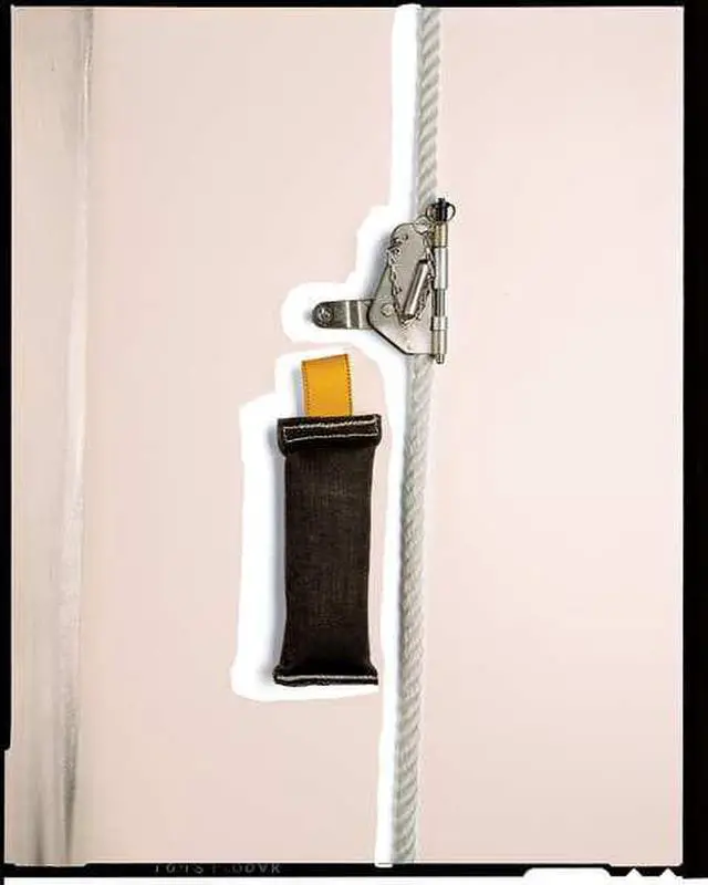 Alt view image 6 of 7 - Rope Grab Counterweight