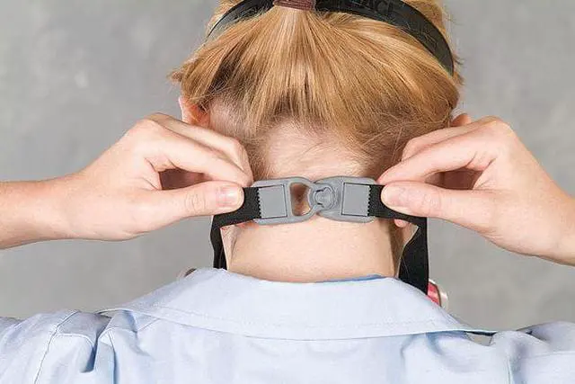 Alt view image 4 of 8 - MSA SAFETY 10102182 Half Mask Respirator, Advantage 420 Assembly, Bayonet,