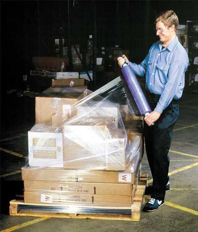 Alt view image 2 of 3 - GOODWRAPPERS 15A846 Hand Stretch Wrap 20 in W x 1000 ft., 80 ga, Blown Style,