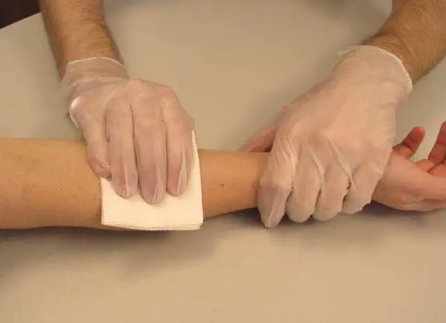 Alt view image 3 of 4 - ANSELL DF-850-XL Vinyl Exam Gloves, Vinyl, Powder Free, Clear, XL, 100 PK