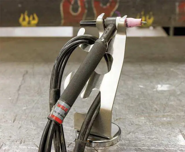 Alt view image 3 of 5 - MAG-MATE WTHT01 TIG Magnetic Holder, 2-5/8 in.