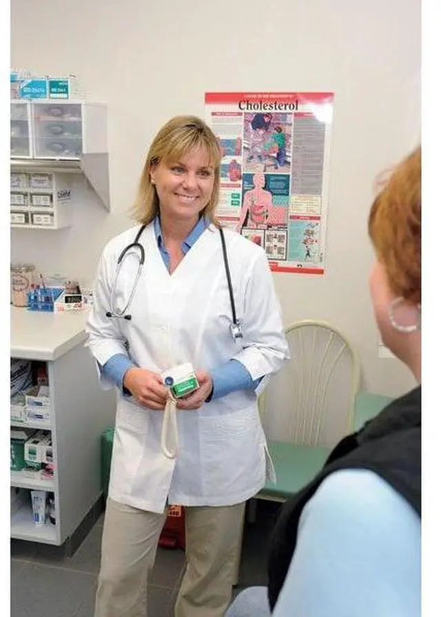 Main image of LANDAU 3155WWY SIZE 10 Collared Lab Coat, Cotton Poplin/Polyester, 3 Pockets,