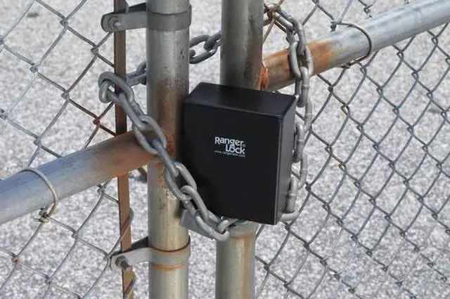 Alt view image 4 of 5 - Protect lock securing chain or cable