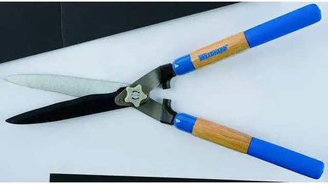 Alt view image 4 of 5 - Hedge Shear, 10 In Blade, Wood Handle