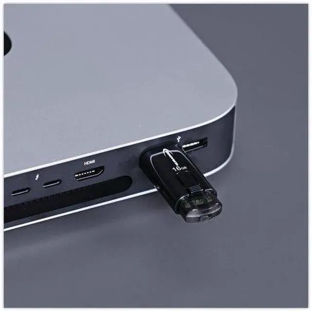 Alt view image 9 of 20 - Innovera USB 3.0 Flash Drive 16 GB 3/Pack 82316