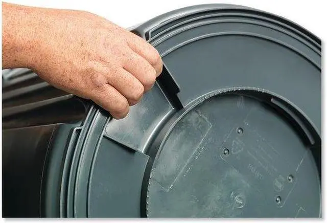 Alt view image 4 of 5 - Gator 44 Gallon Container