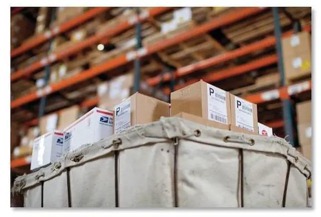 Alt view image 13 of 20 - DYMO 4.00" x 6.00" White Extra-Large Shipping Permanent Self-Adhesive Label Roll - 10 / Pack