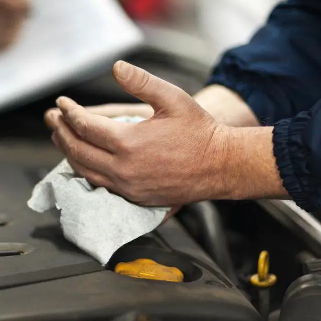 Alt view image 6 of 7 - KIMBERLY-CLARK PROFESSIONAL 05027 WypAll Power Clean L40 Extra Absorbent Towels