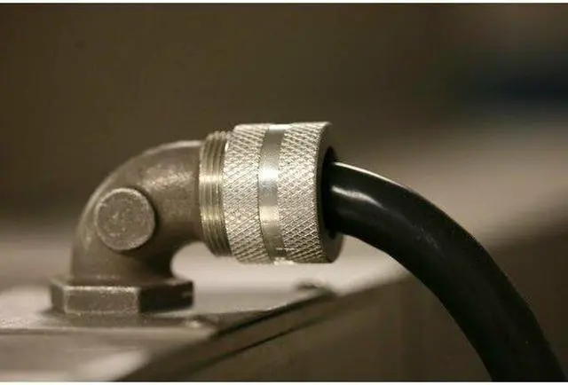 Alt view image 4 of 4 - HUBBELL WIRING DEVICE-KELLEMS NHC1020 Liquid Tight Connector,1/2in.,90 deg,Org