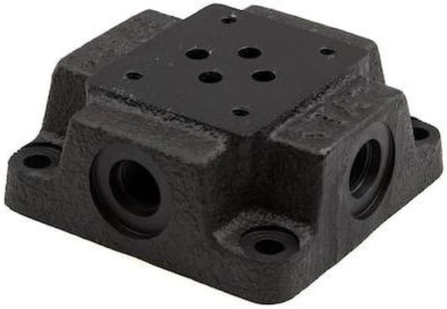 Alt view image 2 of 3 - CHIEF 220319 D03 Subplate, side ported. 3/8 NPT Ports, Series or Parallel,