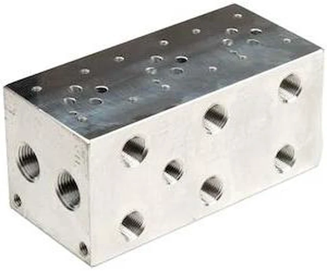 Main image of CHIEF 220499 D03 Manifold: MFG. No. AD03S032P, Series, 3 Section