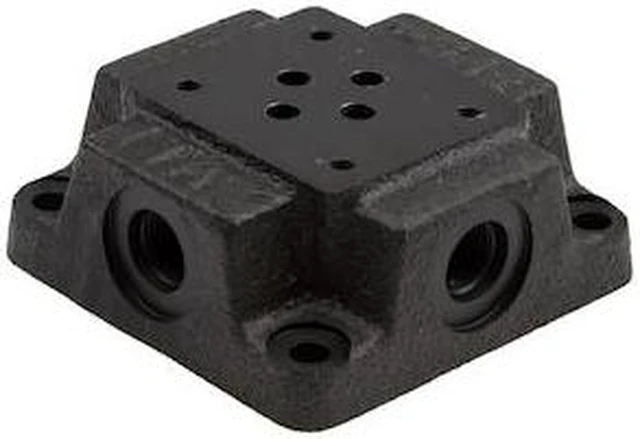 Main image of CHIEF 220319 D03 Subplate, side ported. 3/8 NPT Ports, Series or Parallel,