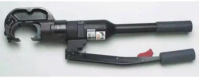 Main image of BURNDY Y750HSXT Hydraulic Self Contained Crimp Tool