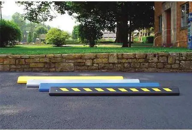 Main image of ZORO SELECT 1790BLKX Parking Curb,72 x 4 x 8 In,Black/Yellow