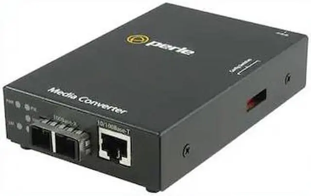 Alt view image 3 of 4 - Perle 10/100 PoE Media Converter