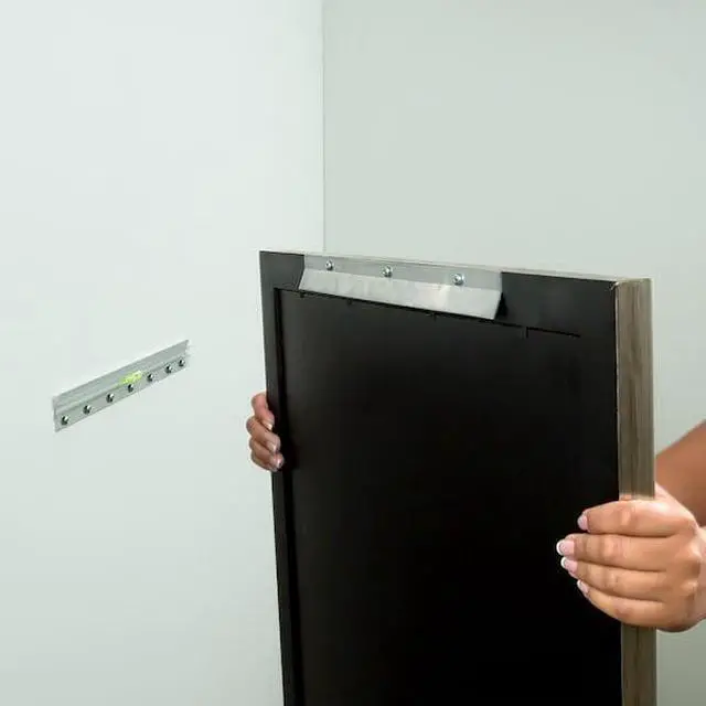 Alt view image 4 of 6 - HANGMAN HM-42D Heavy Duty Hangman Mirror and Picture Hanging Brackets 42" w/