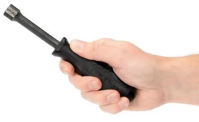 Alt view image 5 of 7 - TEKTON 26868 1/2 Inch High-Torque Black Oxide Blade Nut Driver