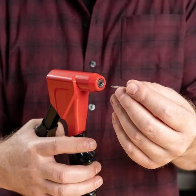 Alt view image 7 of 7 - ARROW LOCK RT200M Headless 1-Handed Rivet Tool