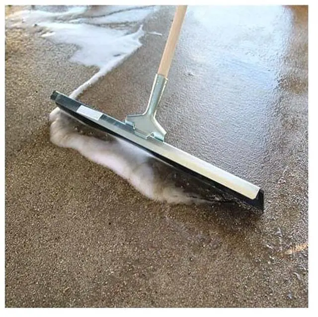 Alt view image 6 of 6 - Ettore 24 In. Straight Neoprene Floor Squeegee 54024