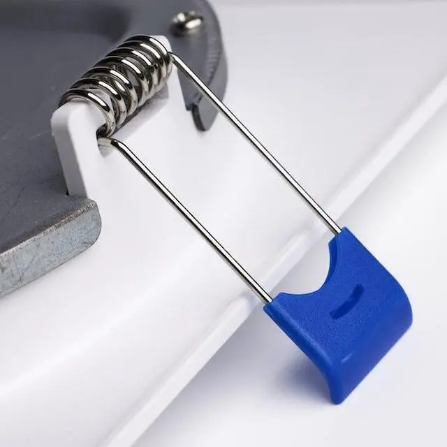 Alt view image 6 of 7 - SATCO S11873 15W LED Low Profile Regress Baffle Downlight - 6 Inch - Remote