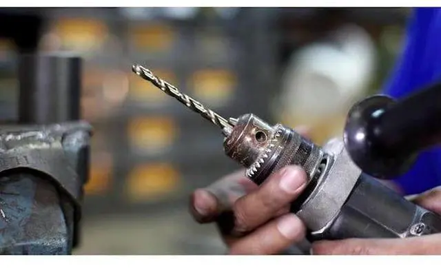 Alt view image 9 of 10 - Drill America D/A13J-CO-SET 13 Piece Cobalt Steel Jobber Length Drill Bit Set in Metal Case, Gold Oxide Finish, Round Shank, Spiral Flute, 135 Degrees Split Point (Pack of 1)