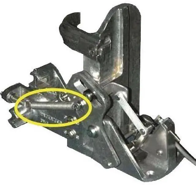 Alt view image 5 of 5 - T-H Marine Hot Foot&Trade; Throttle Replacement Spring F/All Models