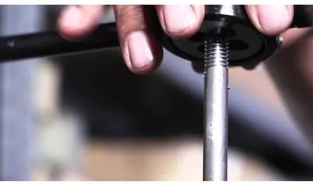 Alt view image 2 of 2 - DRILL AMERICA DWTDS1-1/2 1-1/2" Round Die Stock (Handle)