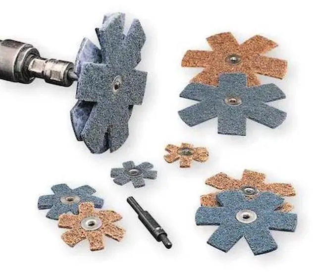 Main image of SCOTCH-BRITE 7000120970 Abrasive Star,Al-Ox,2in,Very Fine