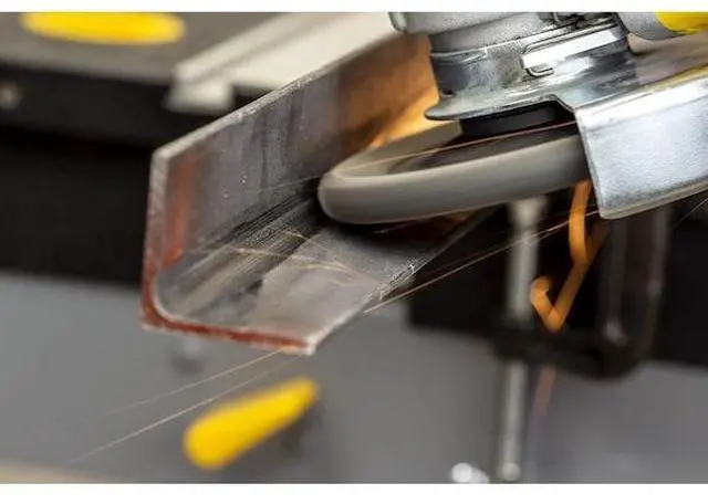 Main image of RICHELIEU 969281 4 1/2-inch (114 mm) Type 29 60 Grit Metal Grinding Edge Flap