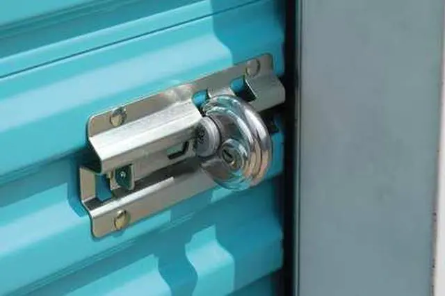 Alt view image 2 of 6 - RANGER LOCK RGDS-00 Padlock Guard,Aluminum,Blk,3/4"L