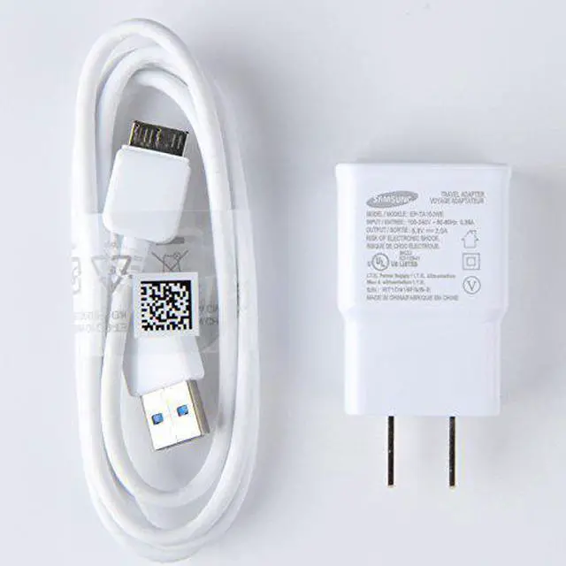 Main image of Samsung USB 3.0 Sync Transfer and Charge 3 Feet Cable + Travel Wall Charger (White)