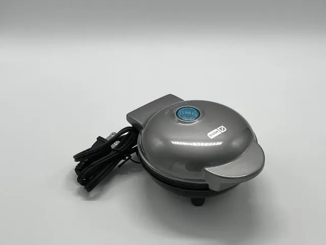 Alt view image 2 of 3 - Dash Mini Pizzelle Maker - Metallic Silver