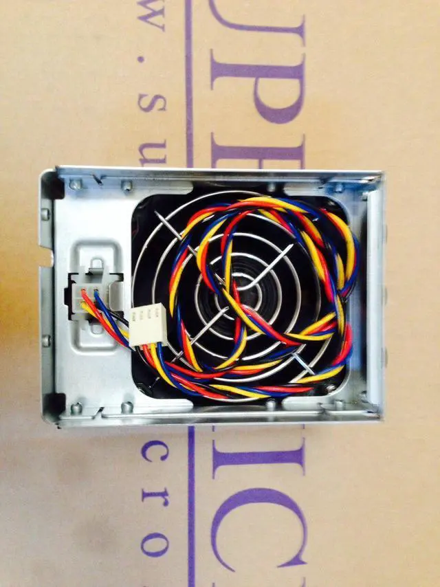 Main image of Supermicro MCP-320-00046-0N-KIT Rear fan kit (8.2K RPM fan) for SC747B / 835X / 836BH