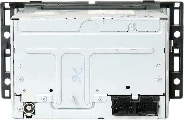 Alt view image 5 of 7 - 2007-08 Chevy Cobalt Pontiac G5 AM FM Radio CD w Aux Input 25775628