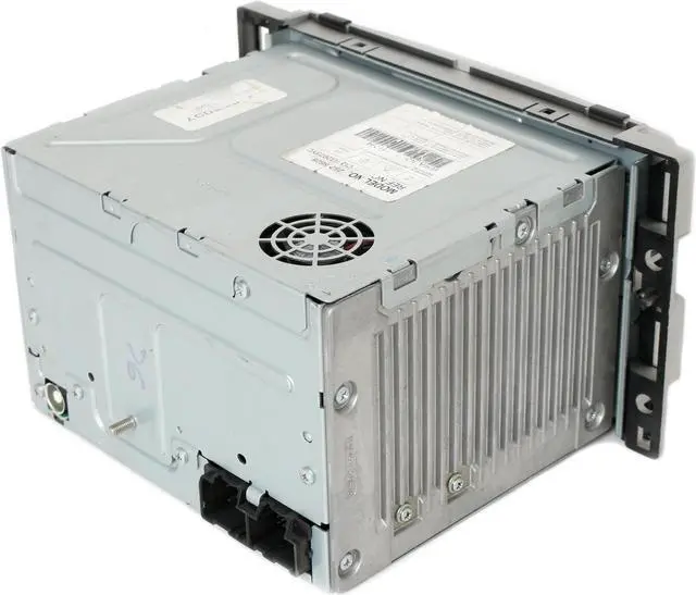 Alt view image 7 of 7 - 2007-08 Chevy Cobalt Pontiac G5 AM FM Radio CD w Aux Input 25775628