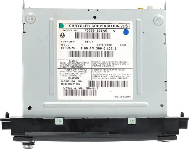Alt view image 5 of 5 - Dodge Avenger 2011-12 AM FM Radio CD Player Navigation Face RHB Aux P05064836AG