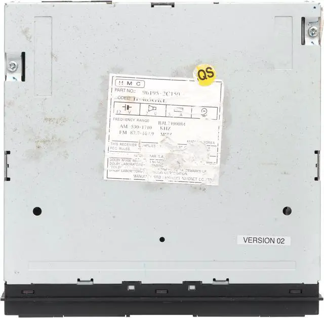 Alt view image 5 of 5 - 2007-2008 Hyundai Tiburon AM FM Radio Receiver 6 Disc CD Player Part 96195-2C150