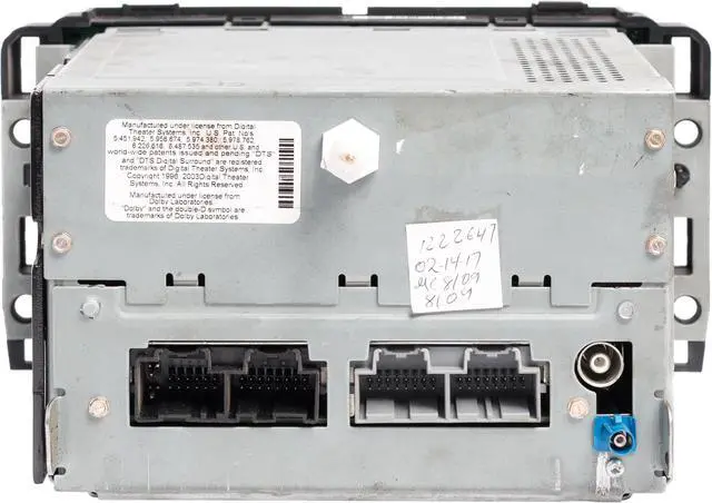 Alt view image 4 of 5 - 2008 Buick Enclave AM FM Radio Single Disc CD DVD Player Nav Ready 25925494