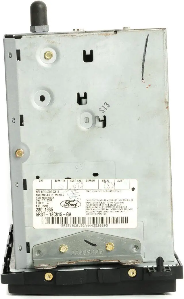 Alt view image 6 of 6 - 2005-06 Ford Mustang AM FM 6 Disc CD Player Radio Receiver OEM 5R3T-18C815-GA